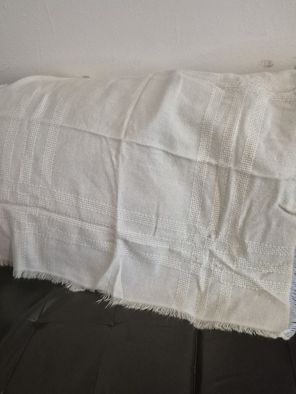 Cozy Woven Fringe Throw Blanket - Neutral Home Accent